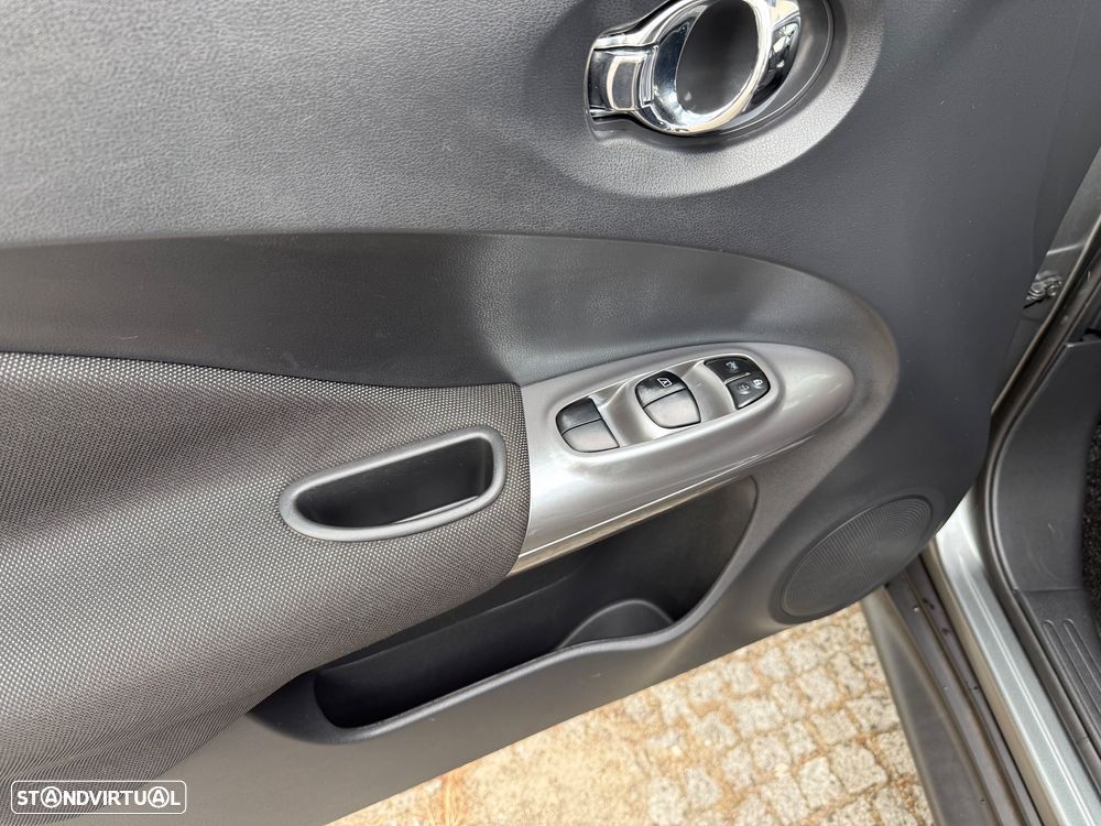 Nissan Juke 1.6 Eco Acenta Connect - 16
