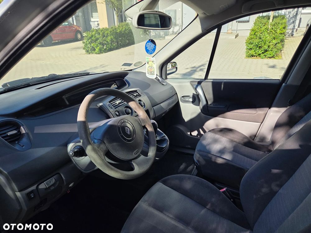 Renault Scenic 1.6 Confort Authentique - 5