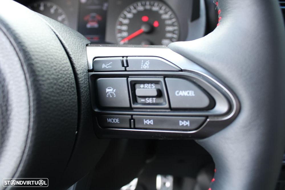 Toyota GR Yaris c/ High-Performance-Pack - 17