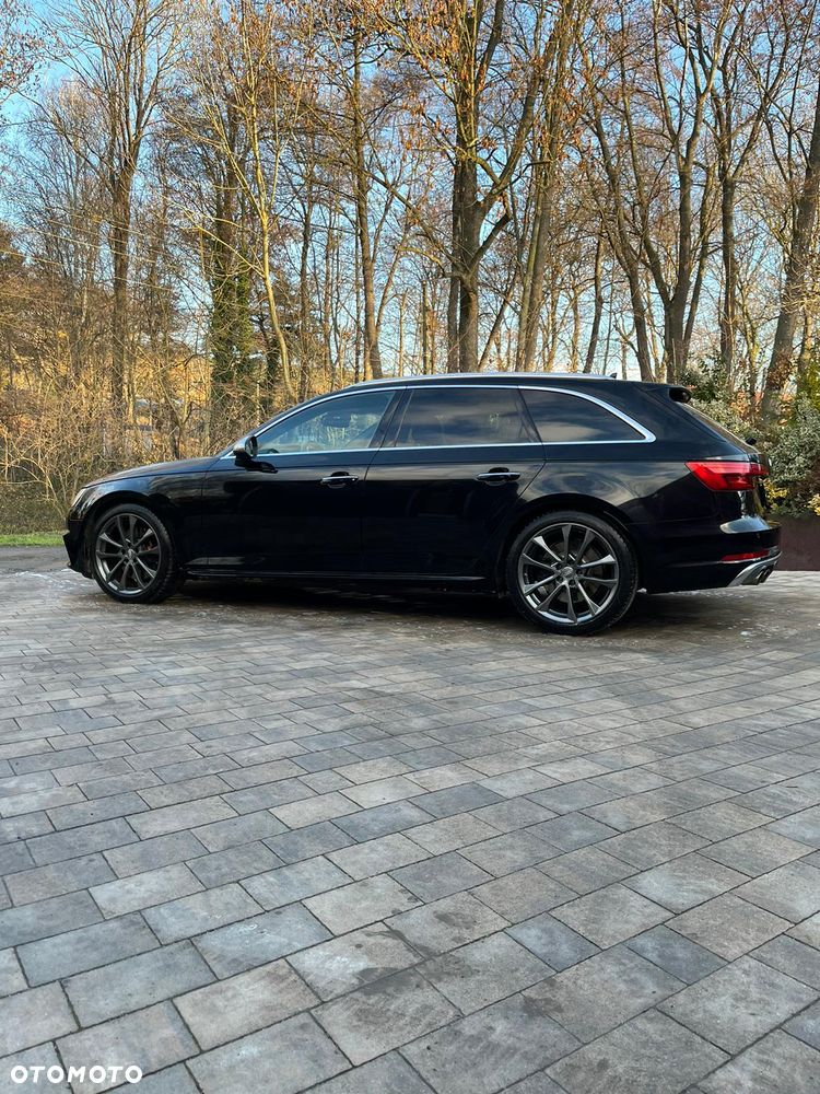 Audi S4 Avant 3.0 TFSI quattro tiptronic - 11