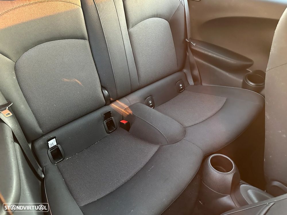 MINI 3 Portas One - 25