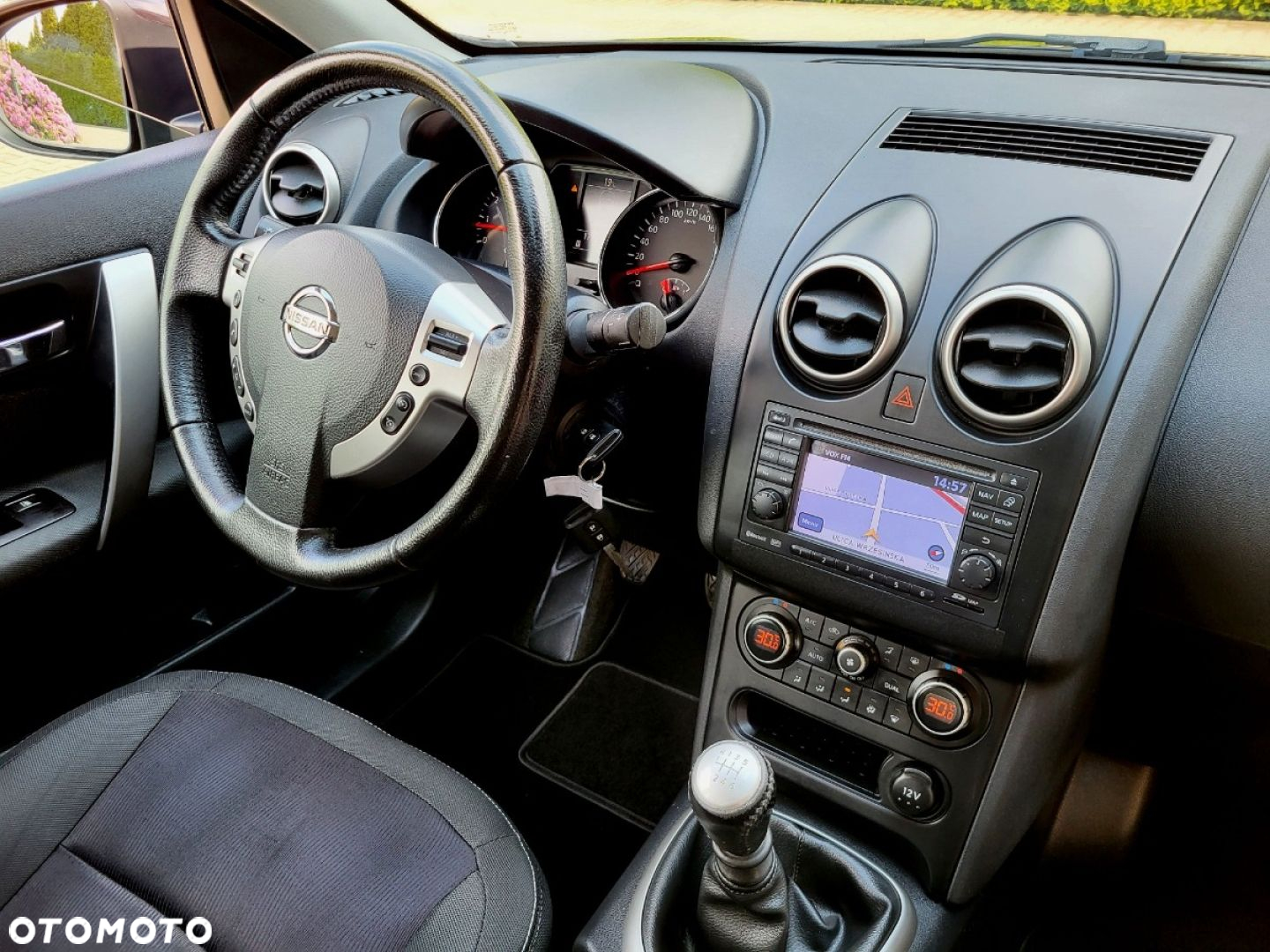 Nissan Qashqai - 10