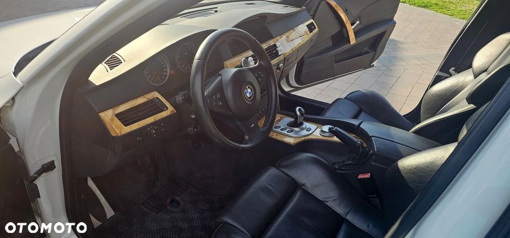 BMW M5 Standard - 11