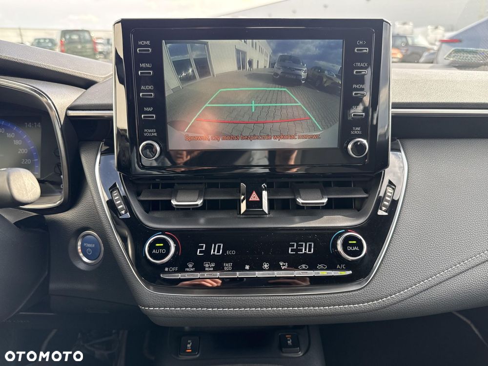 Toyota Corolla 1.8 Hybrid Comfort - 17