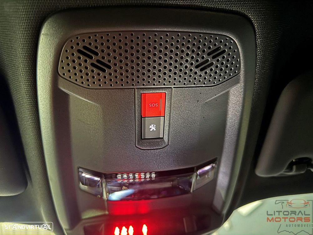 Peugeot 2008 1.2 PureTech GT - 22