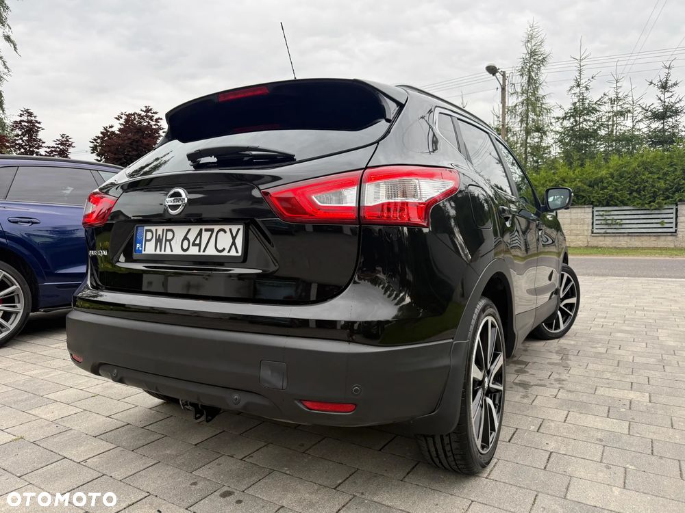 Nissan Qashqai 1.6 DCi Xtronic TEKNA - 4