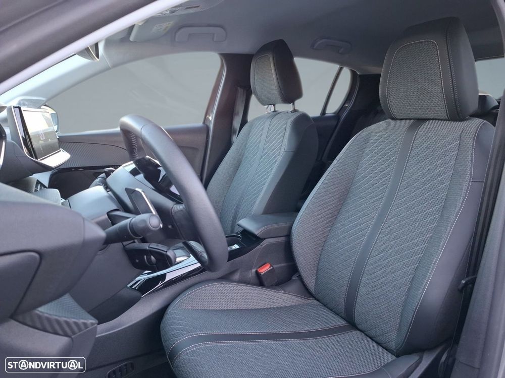 Peugeot 208 1.2 Hybrid Allure e-DCS6 - 11