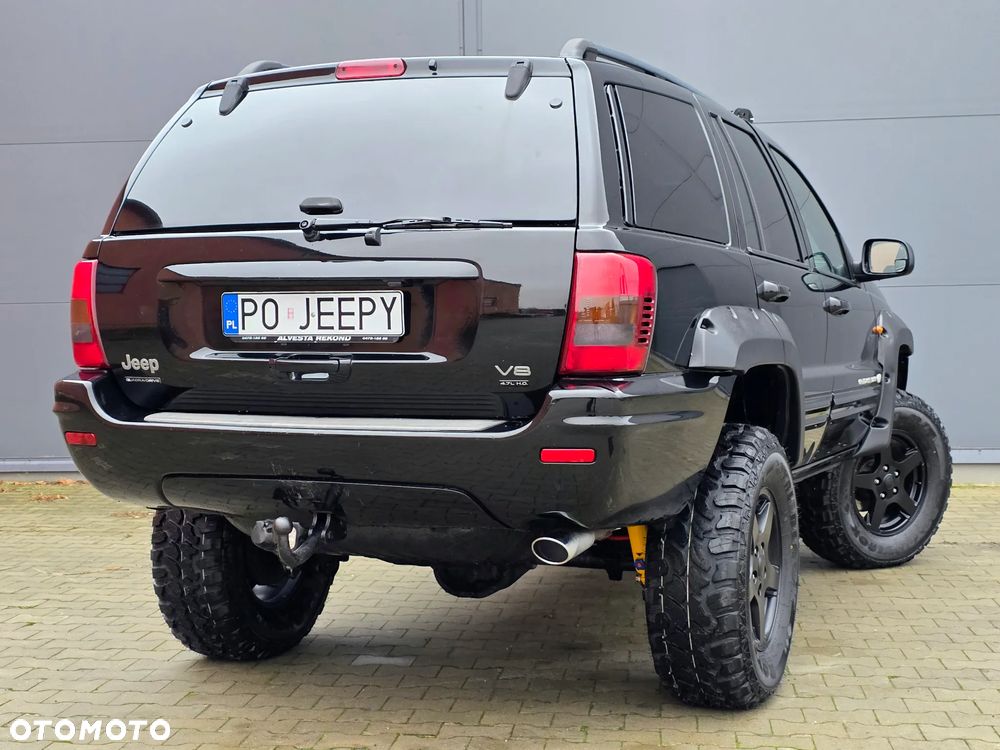 Jeep Grand Cherokee - 24
