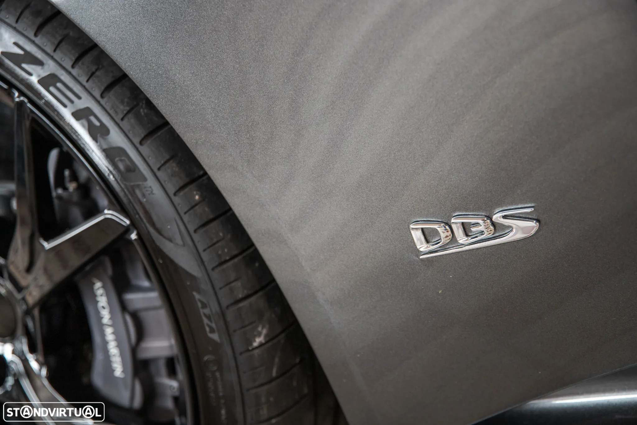 Aston Martin DBS Coupe Superleggera - 19
