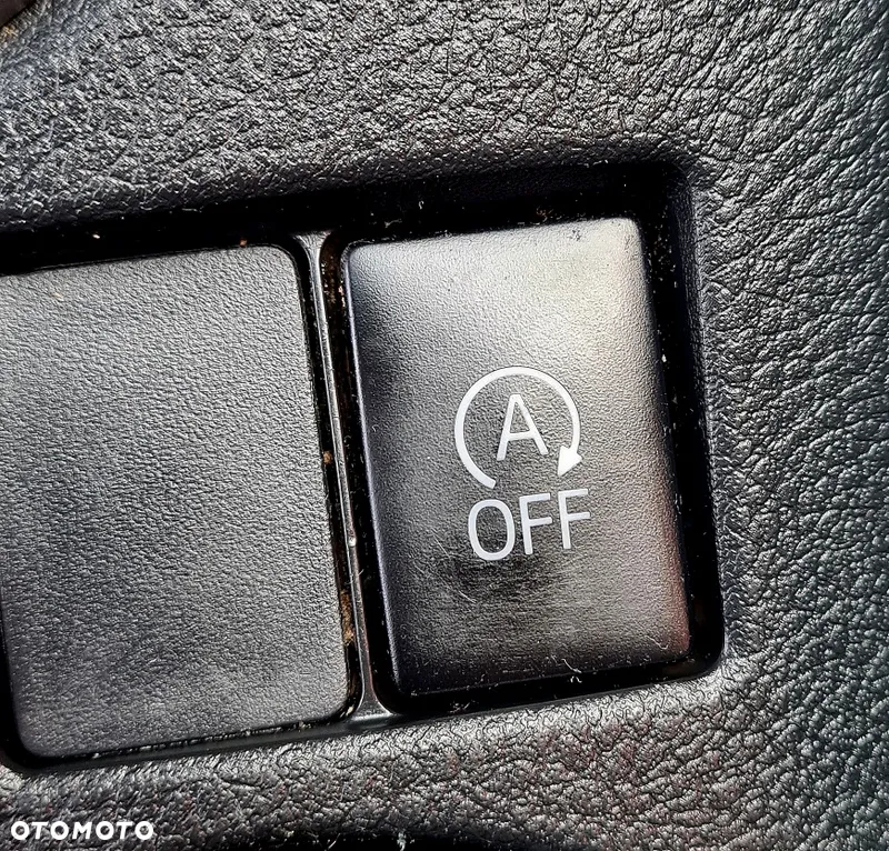 Toyota Auris 2.0 D-4D Prestige - 25