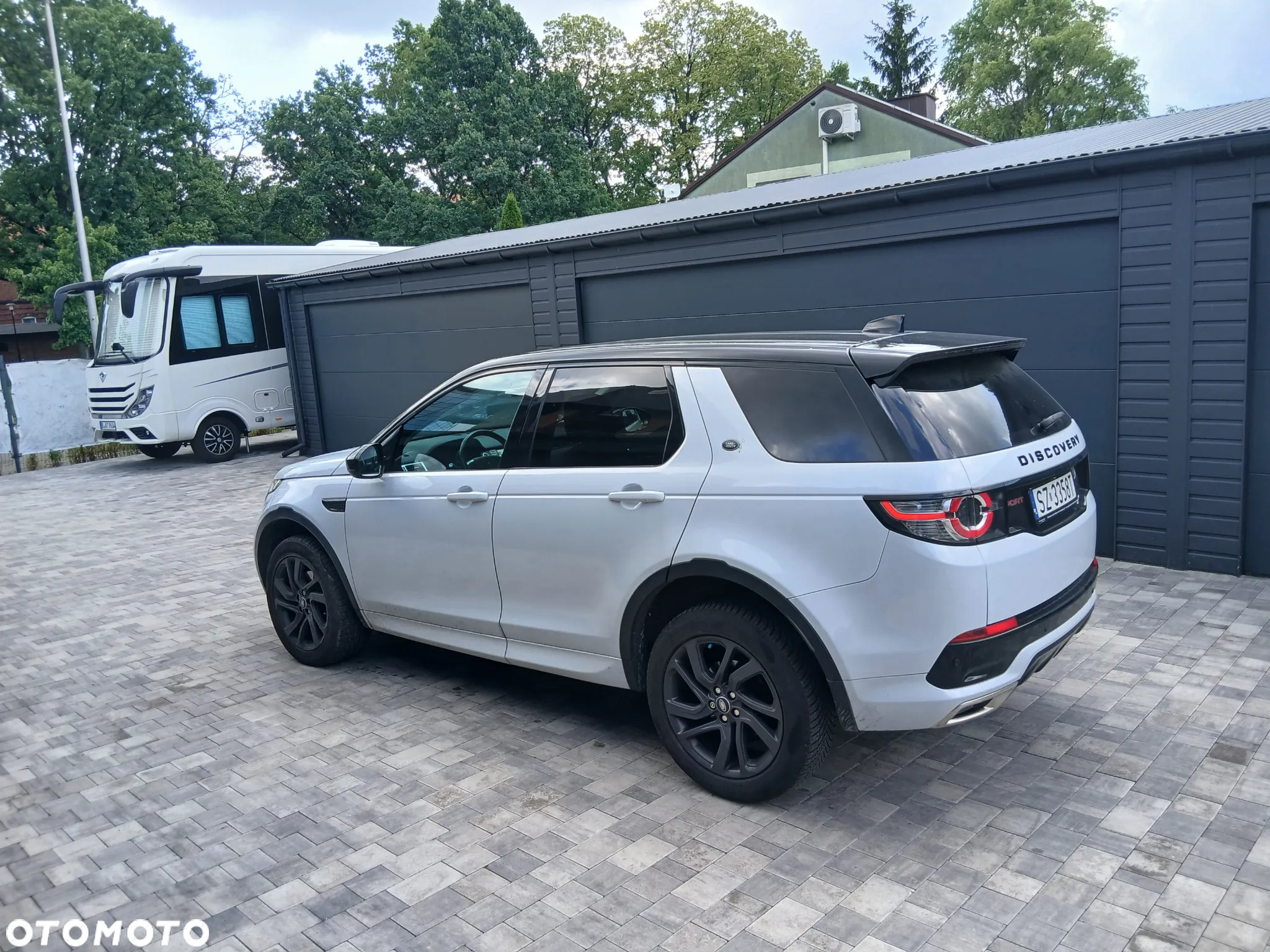 Land Rover Discovery Sport 2.0 D180 R-Dynamic HSE - 8