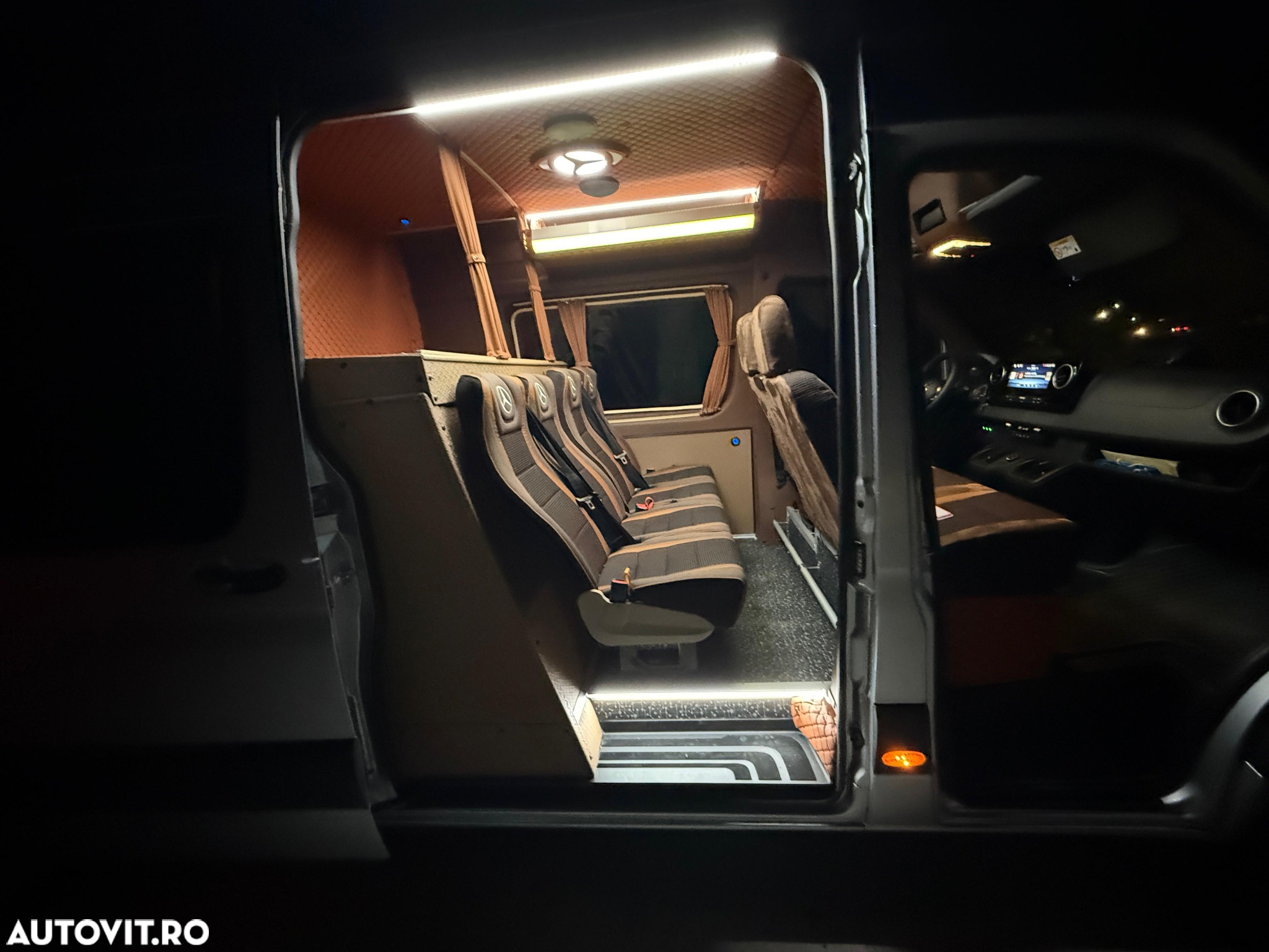 Mercedes-Benz Sprinter - 18