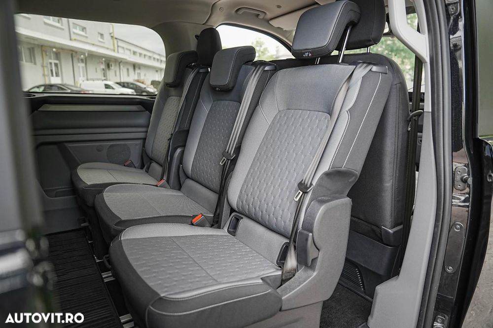 Ford Tourneo Custom Bus 320L 2.0 EcoBlue 170 CP 8AT L2H1 AWD Titanium - 16