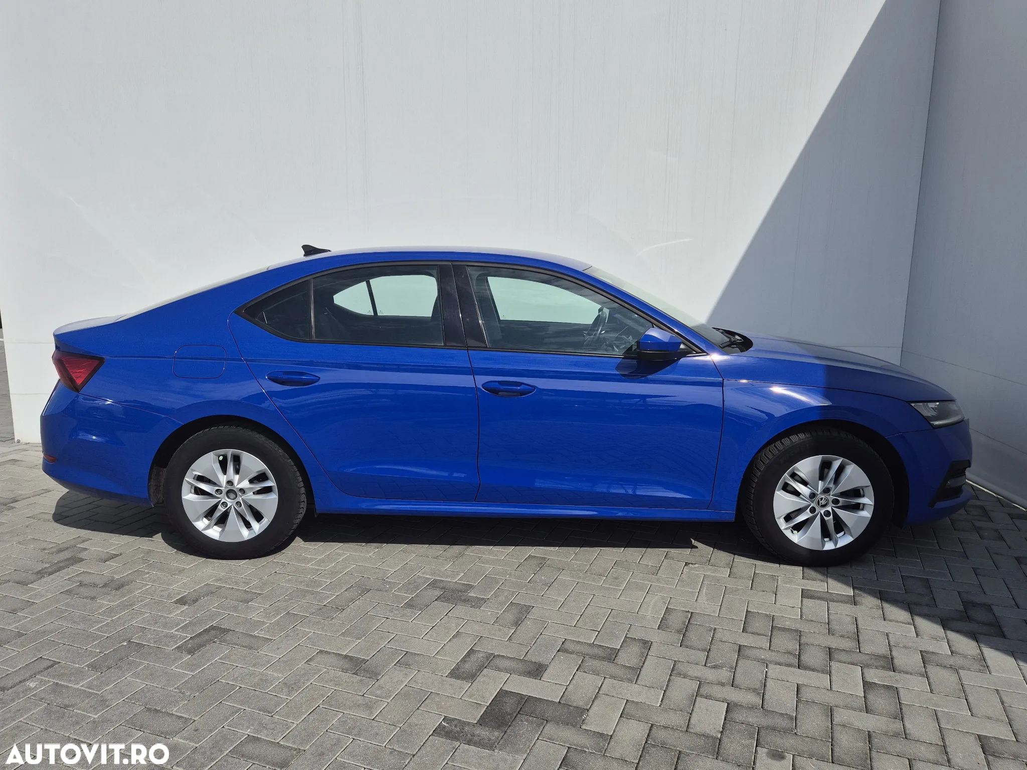 Skoda Octavia 2.0 TDI DSG Ambition - 6