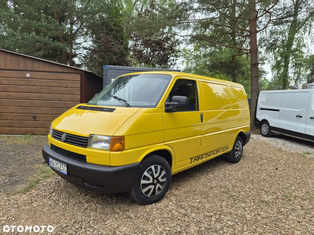 Volkswagen Transporter - 1