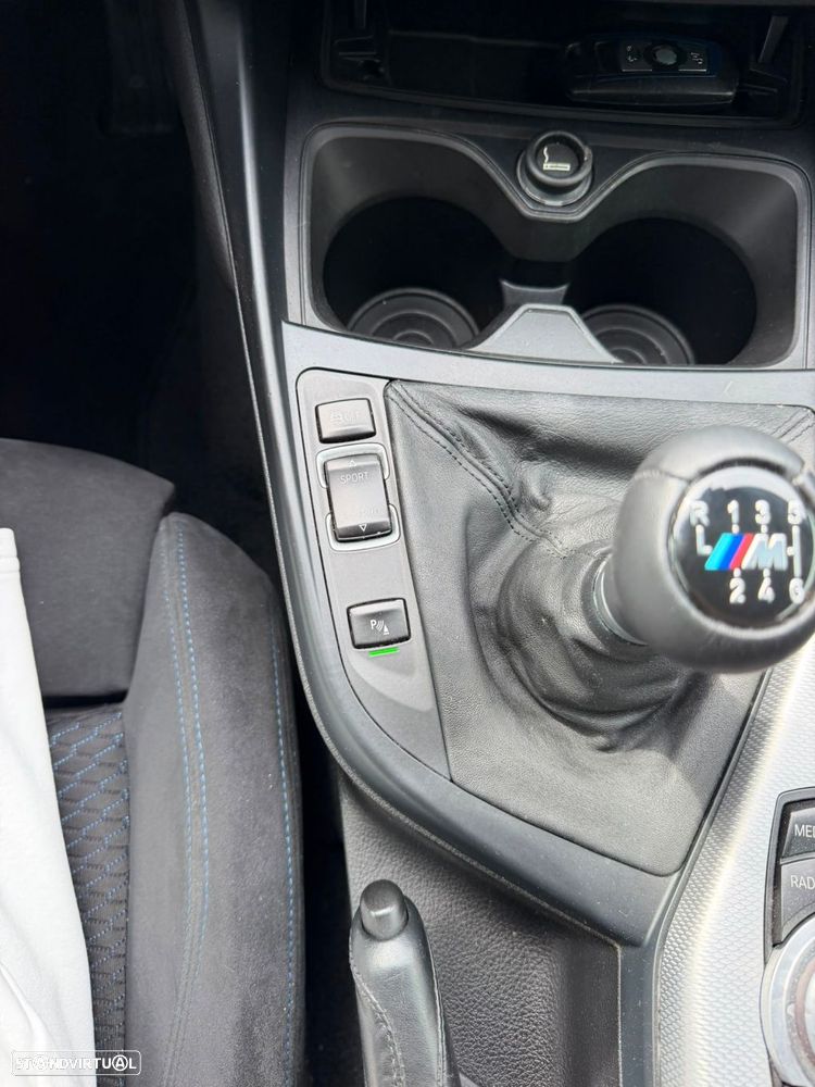BMW 120 d xDrive Pack M - 23
