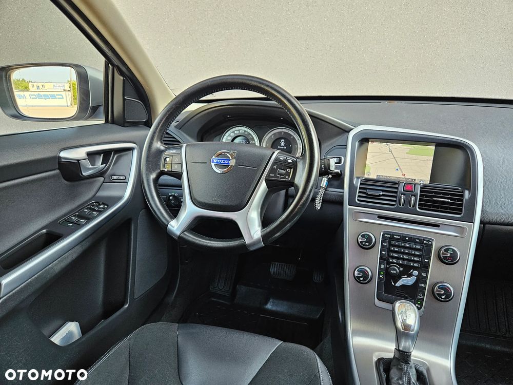 Volvo XC 60 D5 AWD Summum - 27