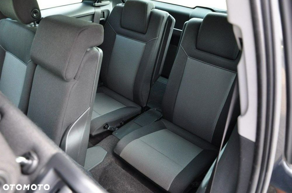 Opel Zafira 1.8 Cosmo - 27