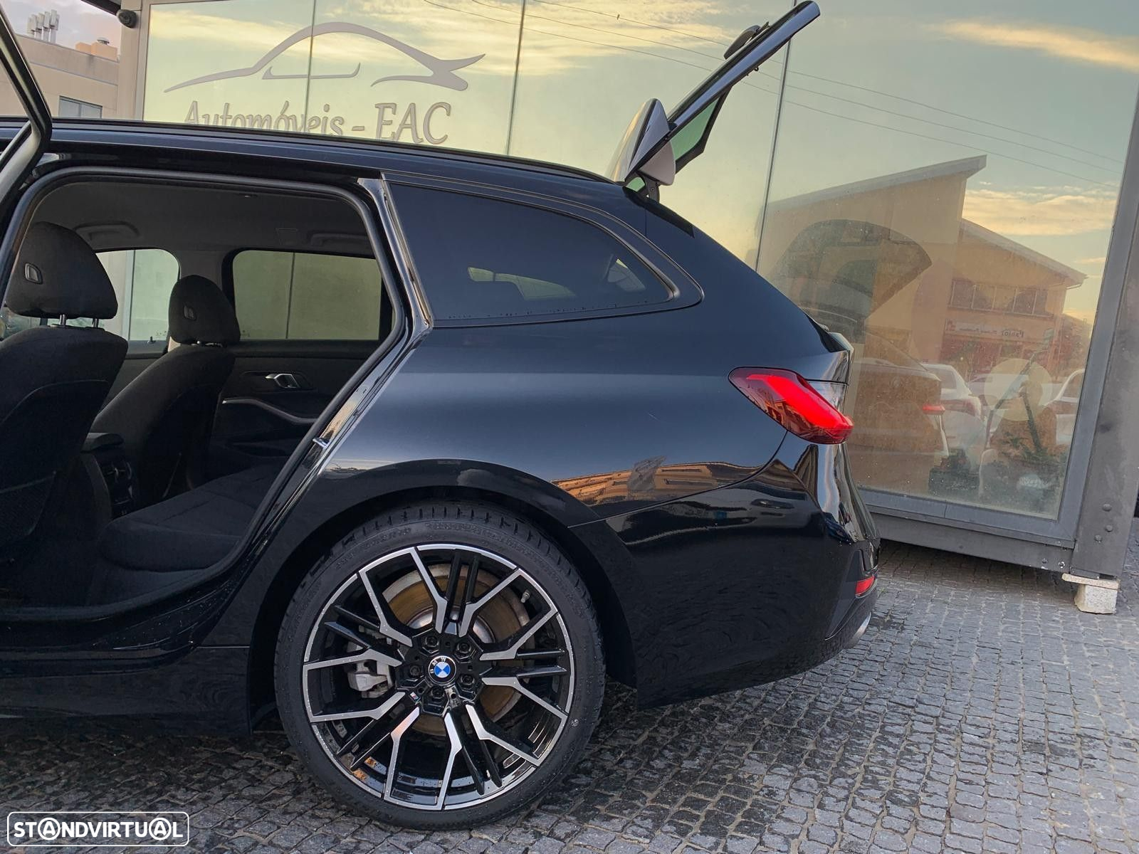 BMW 330 - 15