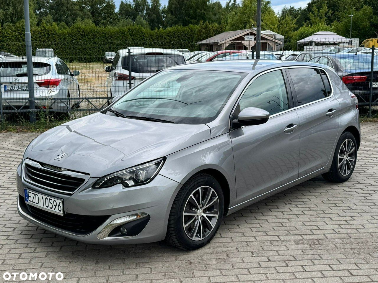 Peugeot 308 BlueHDi FAP 120 EAT6 Stop & Start Active - 1