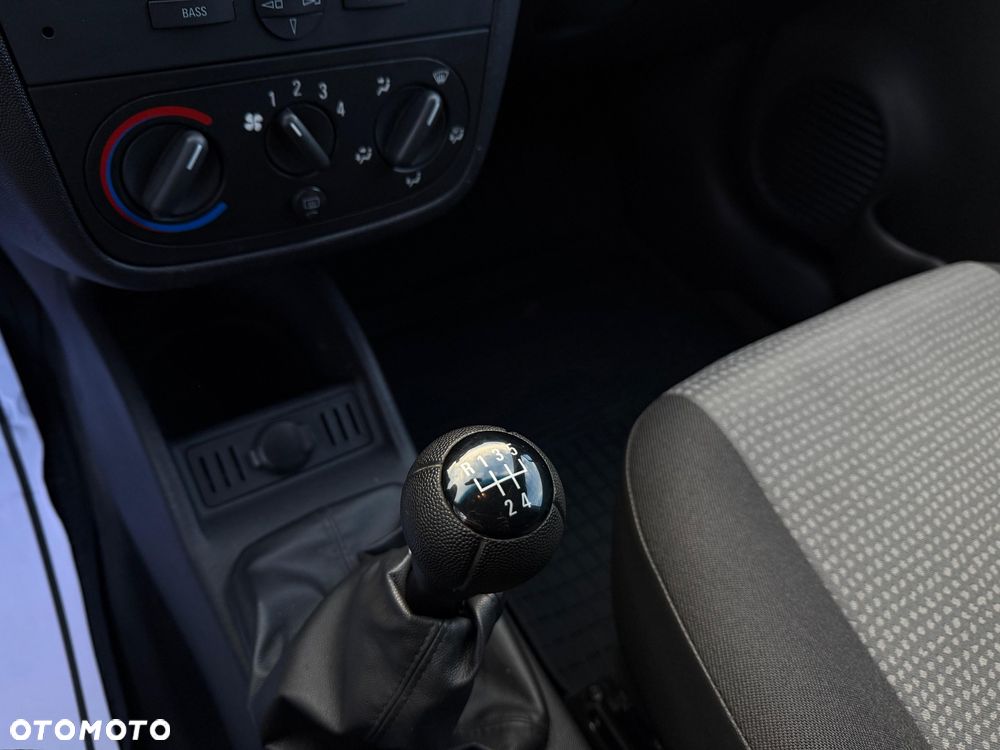 Opel Combo Edition - 30