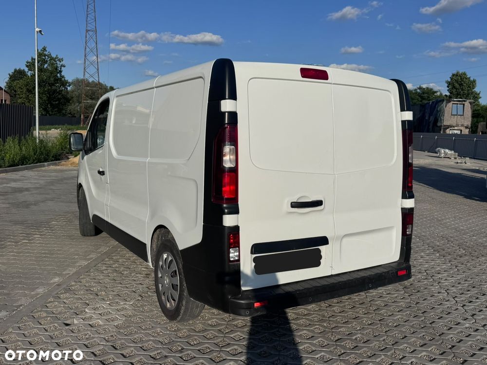 Renault Traffic - 10