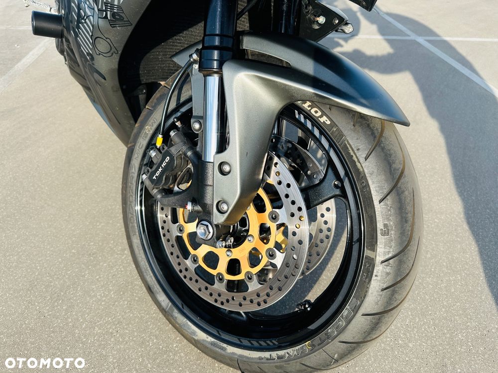 Honda CBR - 9