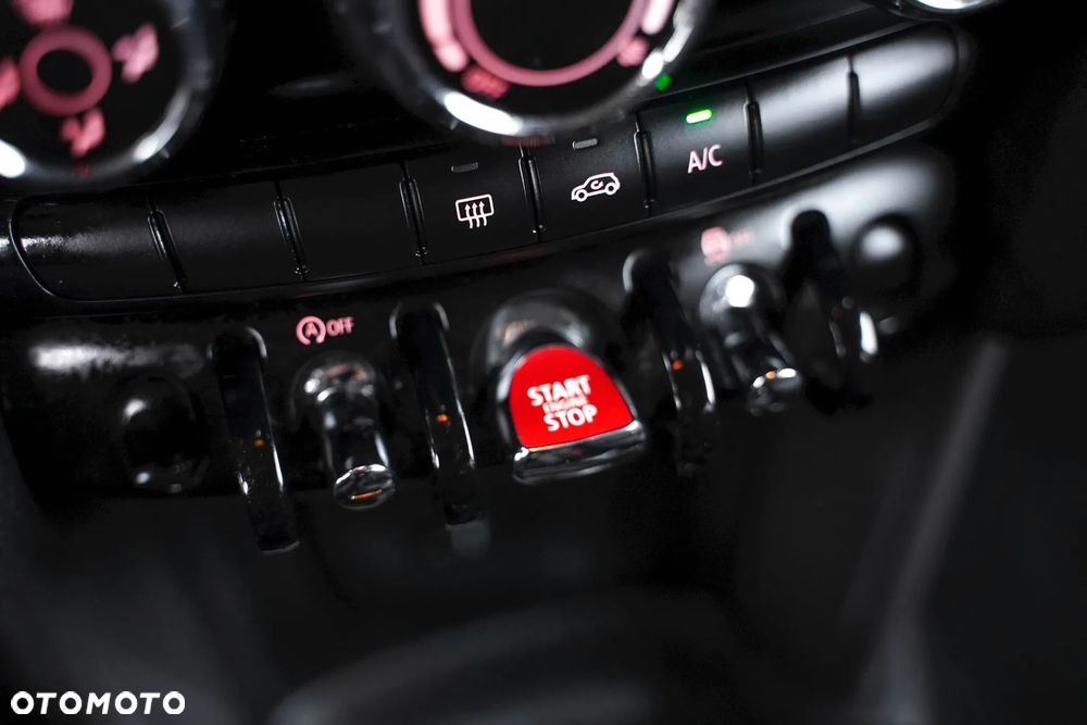 MINI ONE Standard - 22