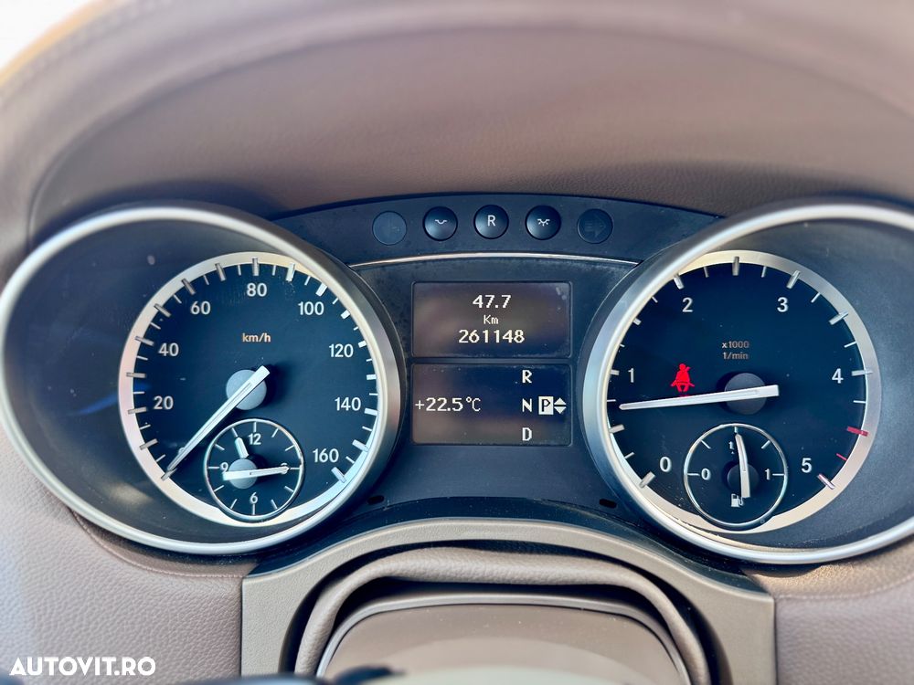 Mercedes-Benz GL 350 BlueTEC 4Matic 7G-TRONIC - 15