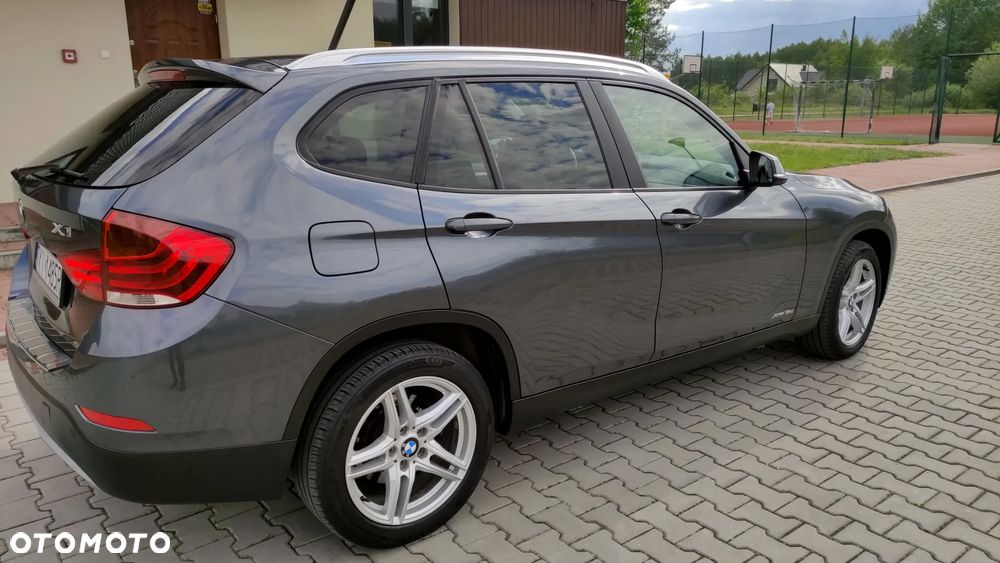 BMW X1 xDrive18d - 10