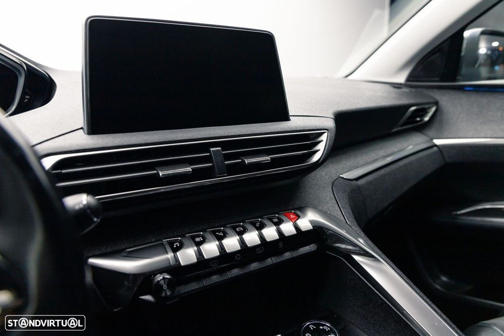 Peugeot 3008 1.5 BlueHDi Crossway EAT8 - 32