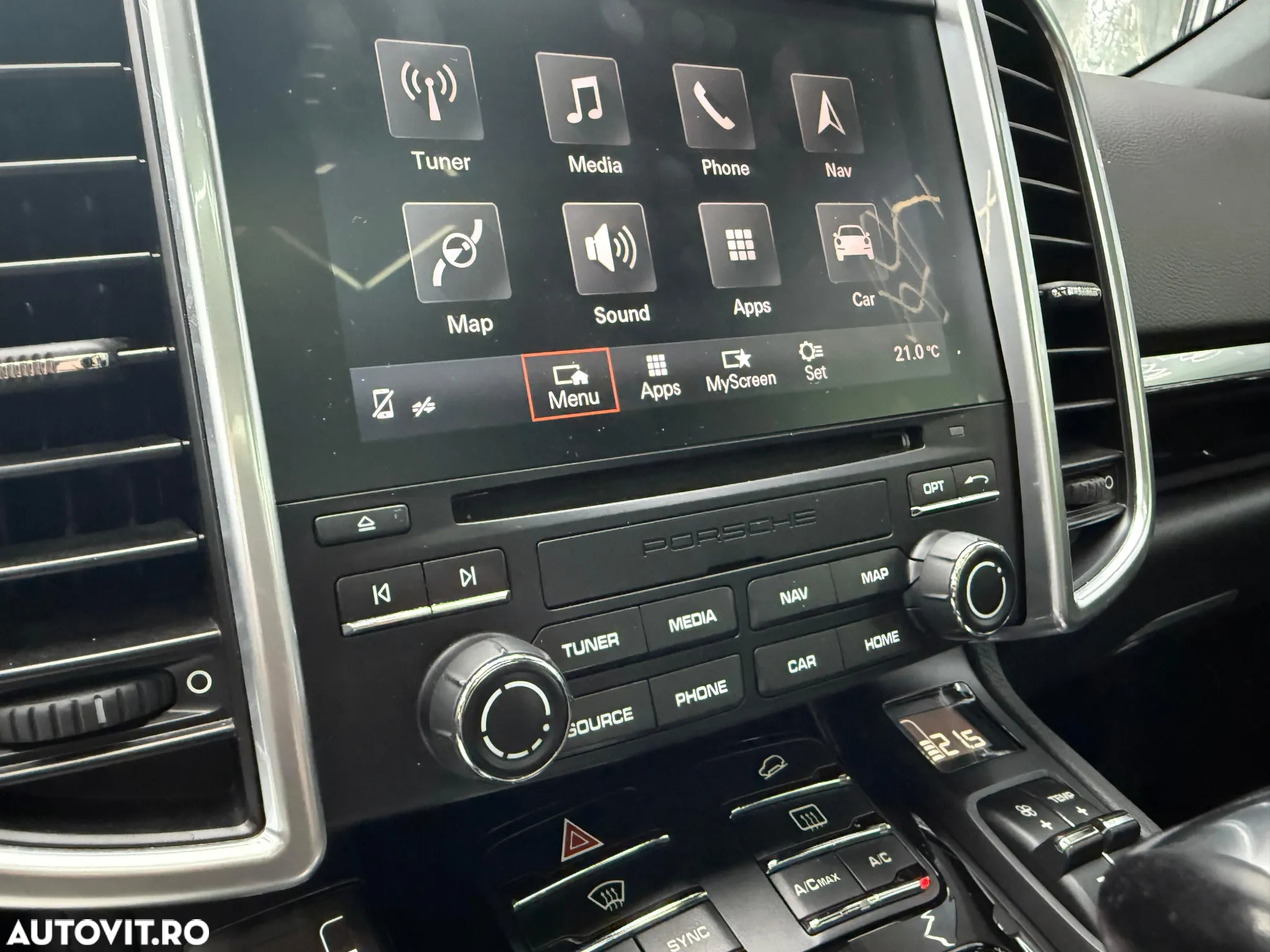 Porsche Cayenne 3.0 L - 11