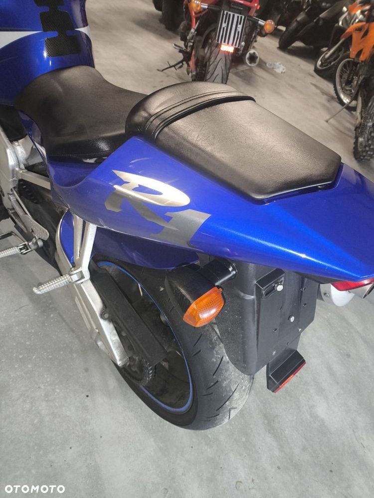 Yamaha R1 RN04 ogon zadupek - 4