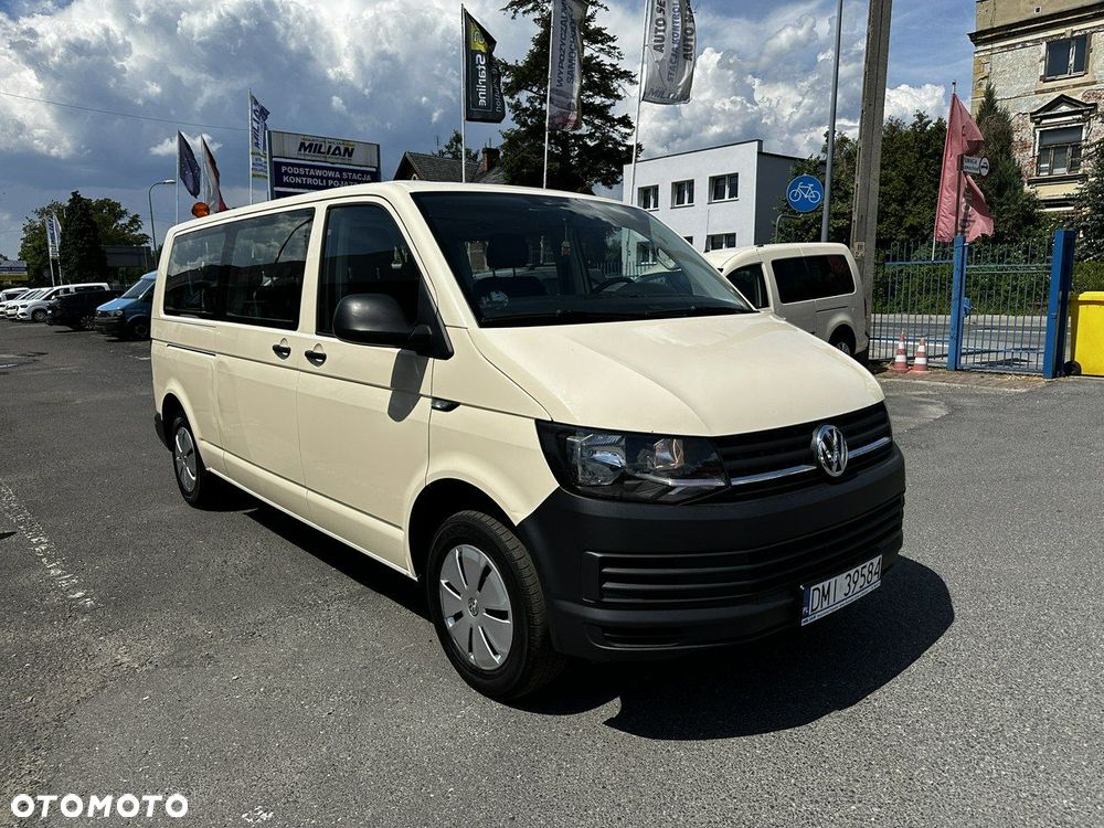 Volkswagen Caravelle - 4