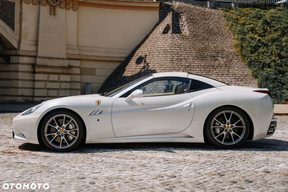 Ferrari California F1 DCT - 31