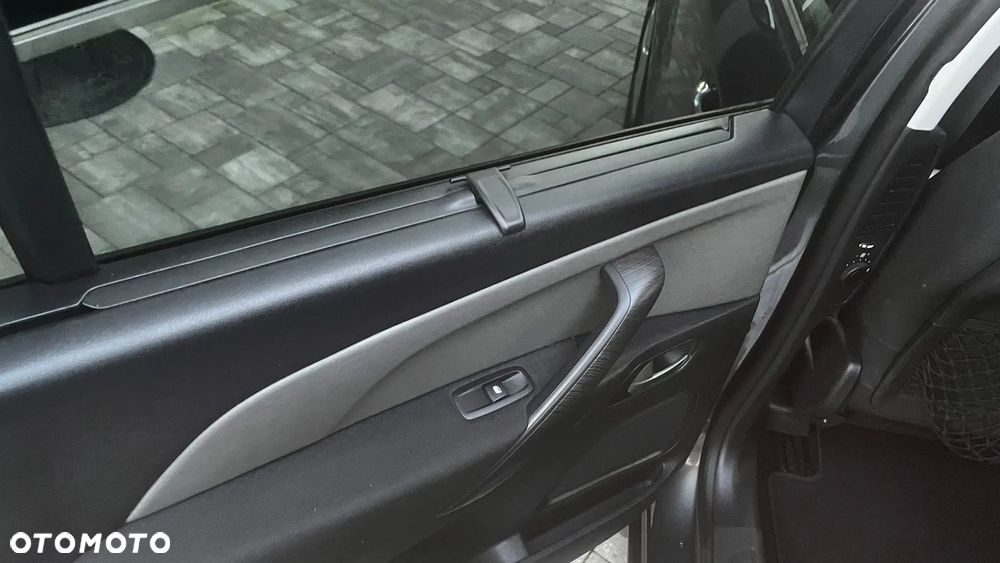 Citroën C4 Picasso 1.6 BlueHDi MoreLife - 19