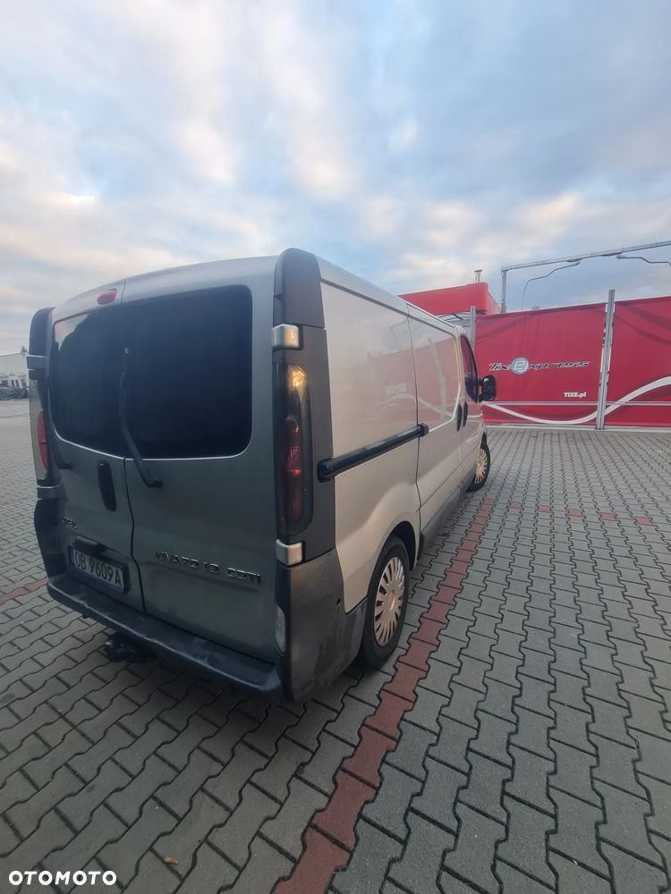 Opel Vivaro - 12