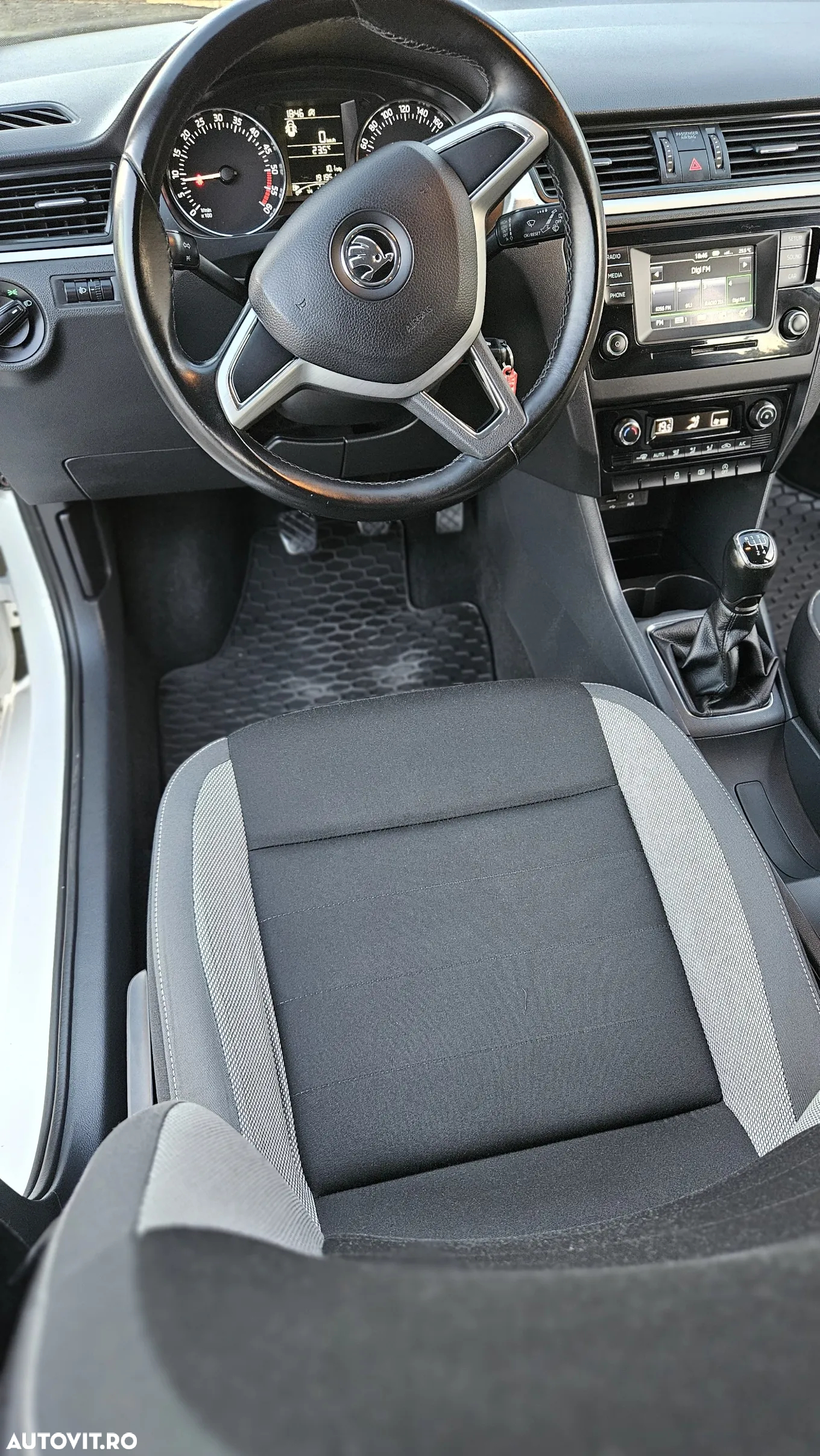 Skoda RAPID - 13