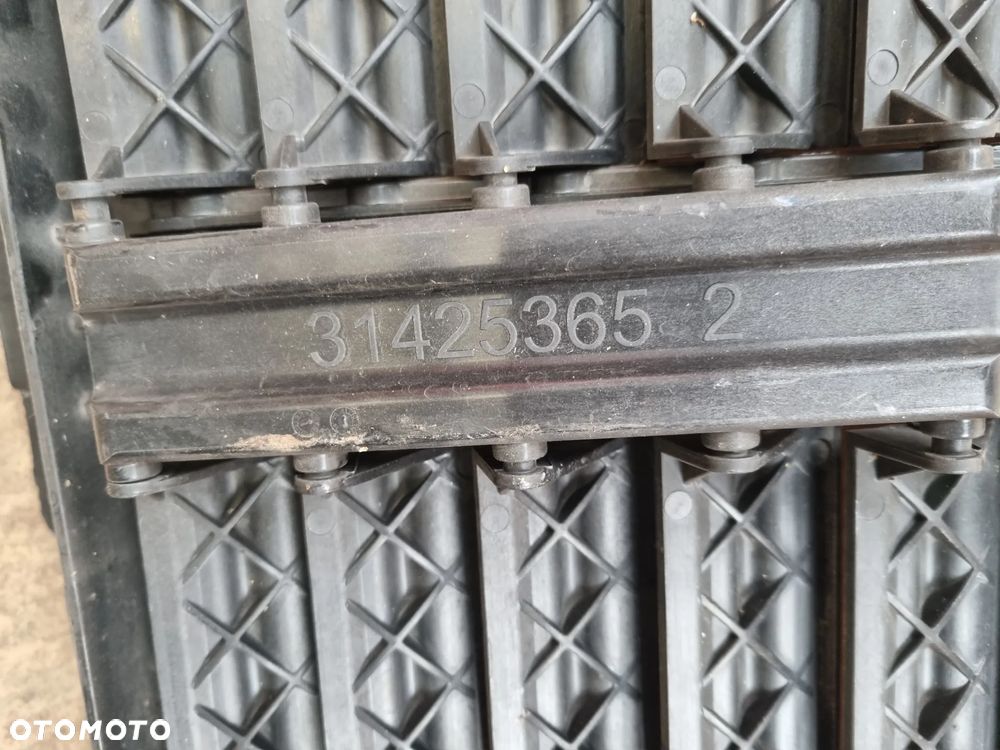 VOLVO XC60 II ŻALUZJA KIEROWNICA POWIETRZA - 4