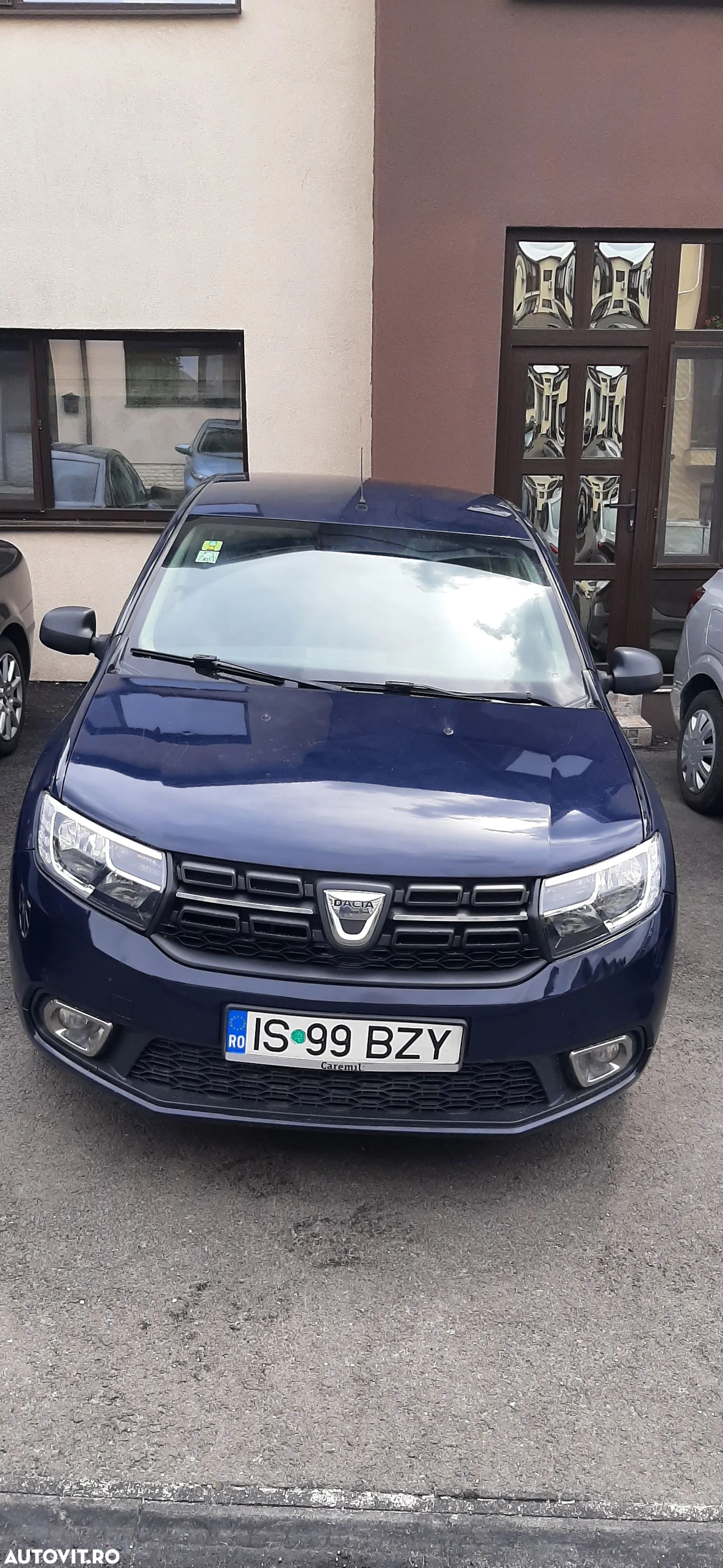 Dacia Logan 1.0 SCe Ambiance - 1