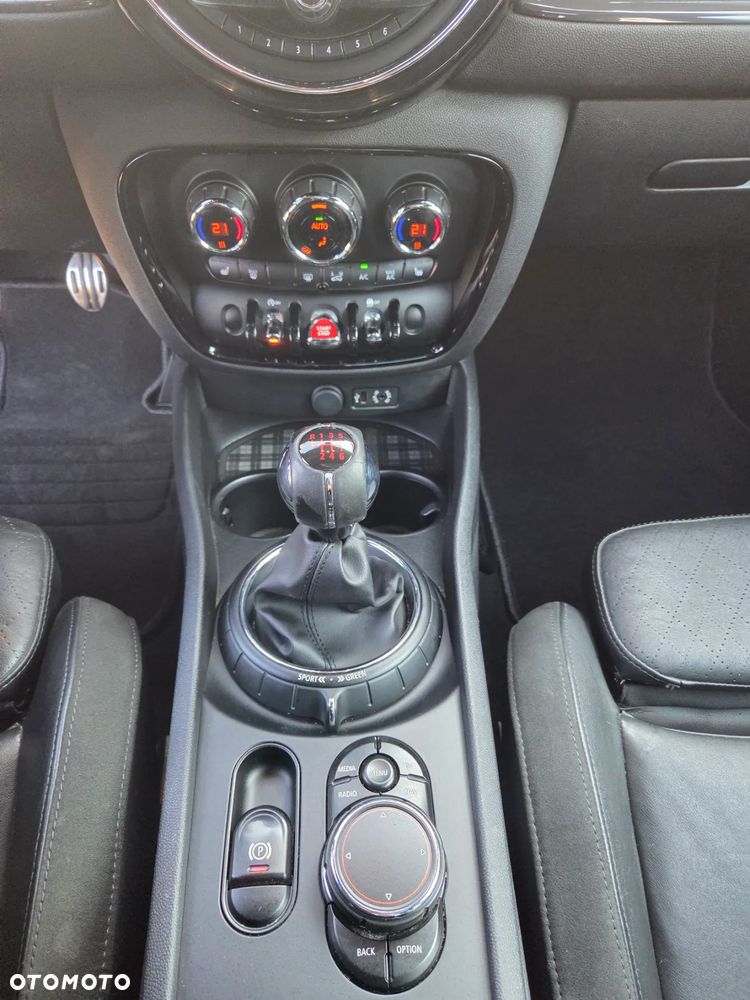 MINI Clubman Cooper S - 13