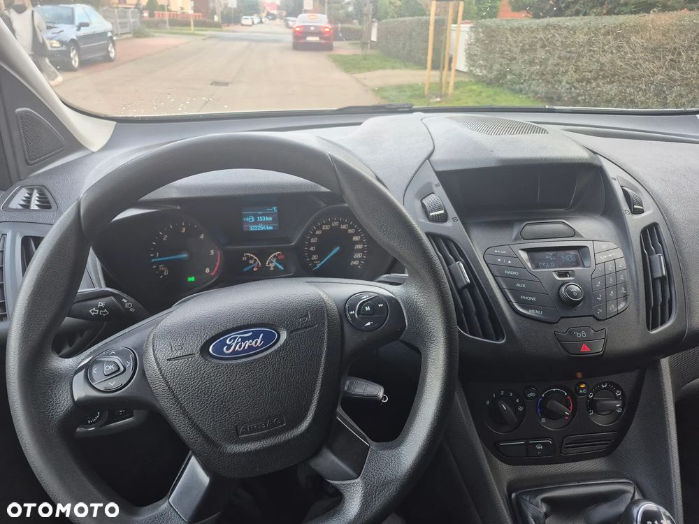 Ford Transit connect - 7