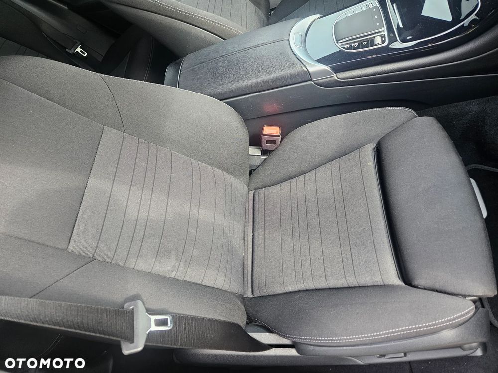 Mercedes-Benz GLC 300 e 4-Matic - 20