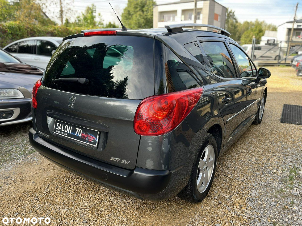 Peugeot 207 - 8
