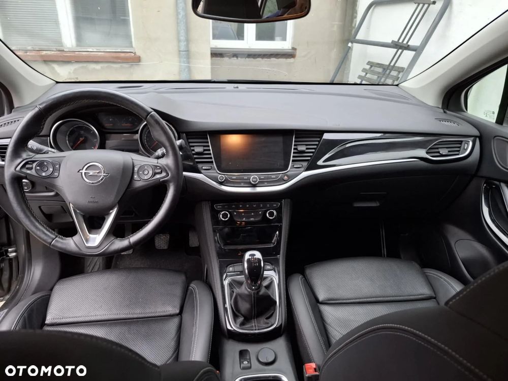 Opel Astra ver-1-6-d-cdti-start-stop-sports-tourer-dynamic - 9