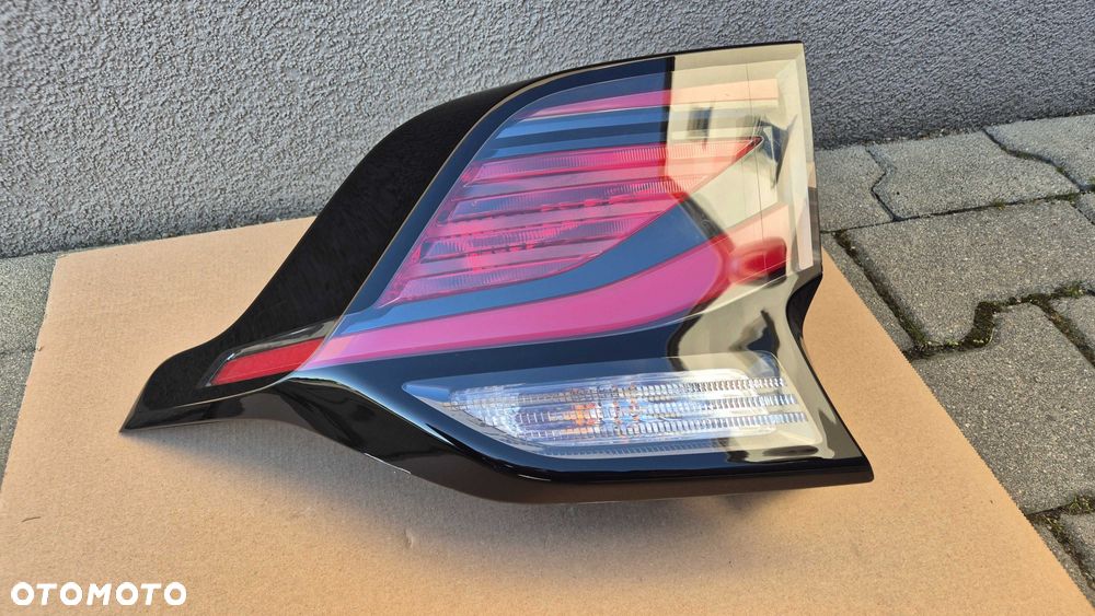 Lampa tylna LED LEWY TYŁ Kia Sportage V 5 2021- OE 92401-R2000 EU ORYG - 3