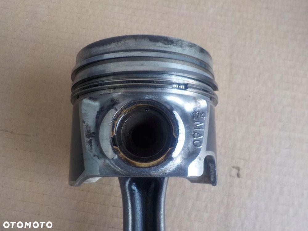 VW T5 2.5 TDI AXD AXE TŁOK TŁOKI NOMINAŁ  KORBA - 3