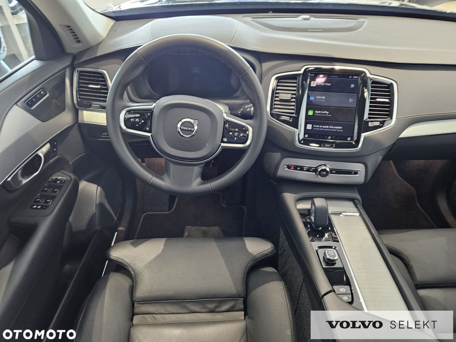 Volvo XC 90 - 22