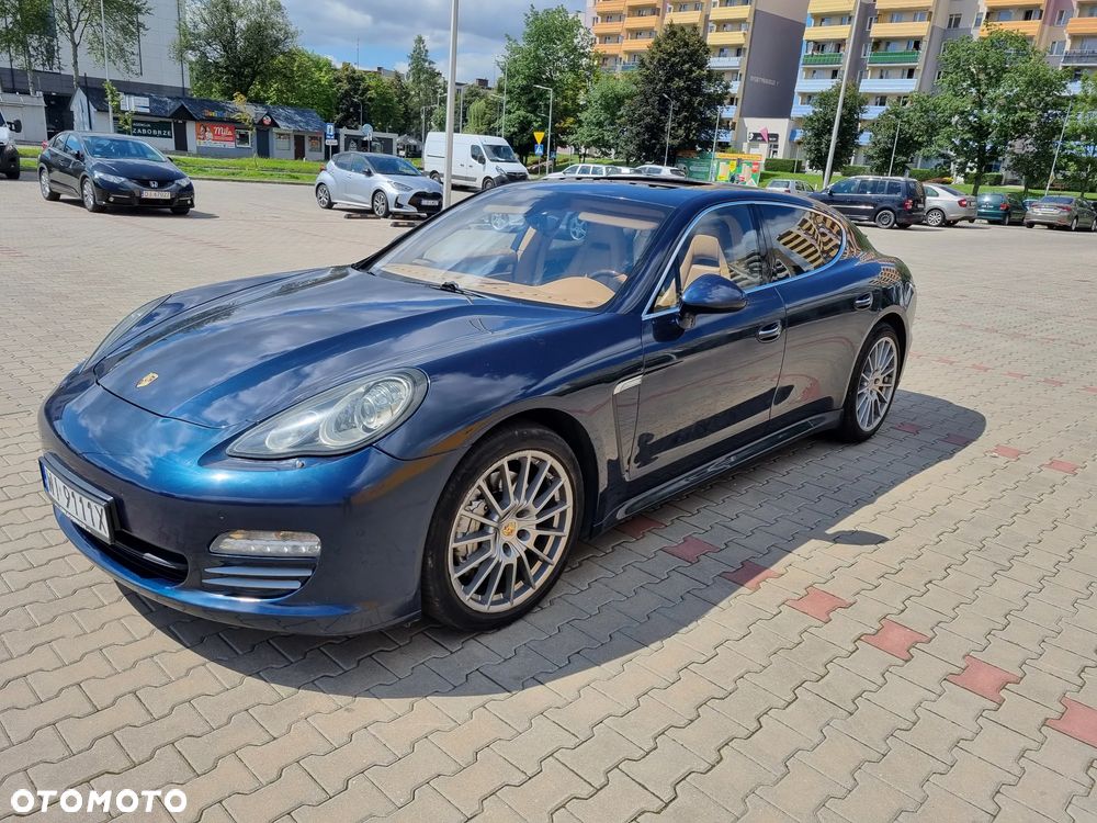 Porsche Panamera 4S - 7