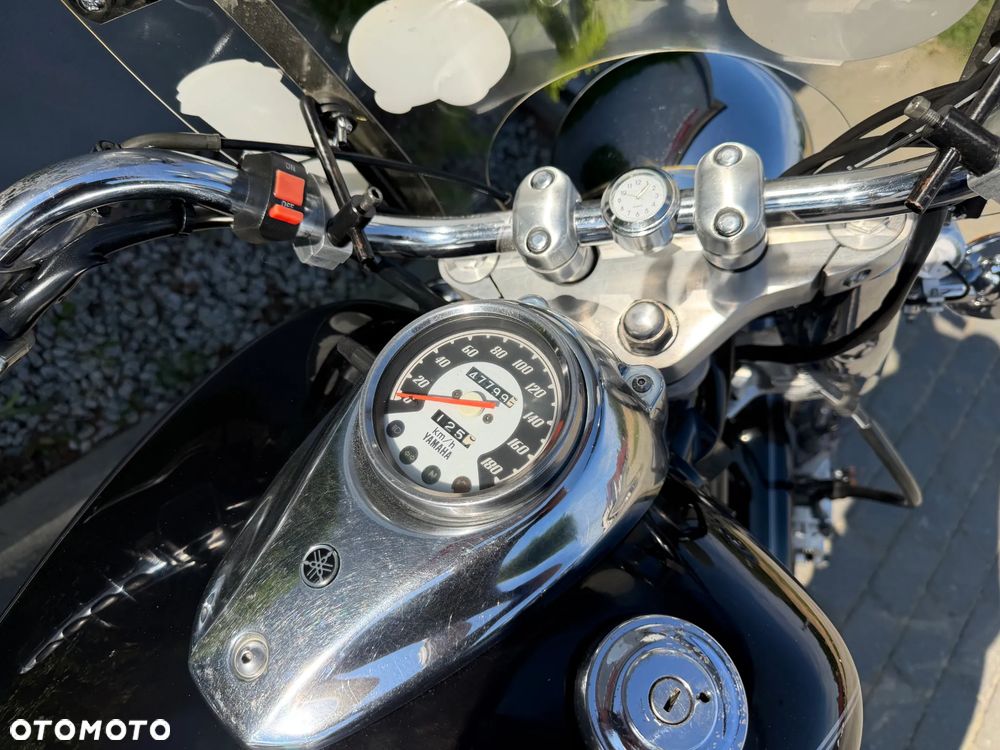 Yamaha V Star - 36